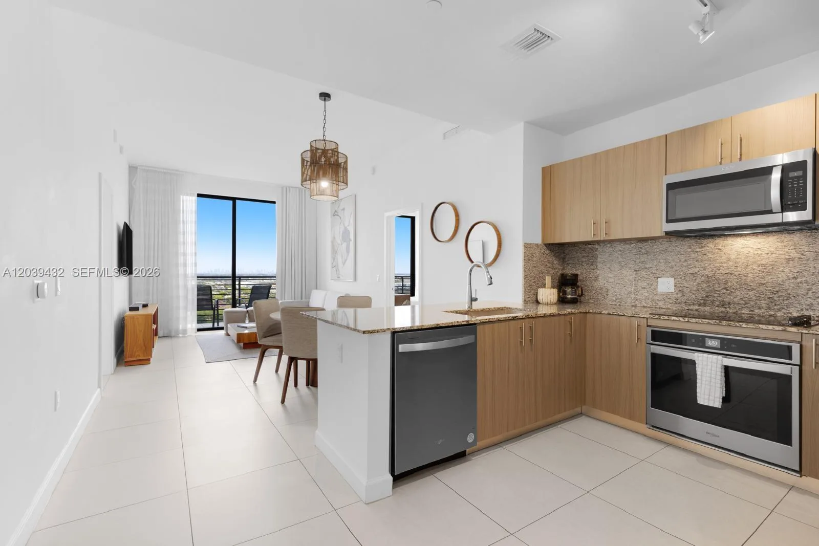 5350 NW 84th Ave # 2007, Doral, FL 33166