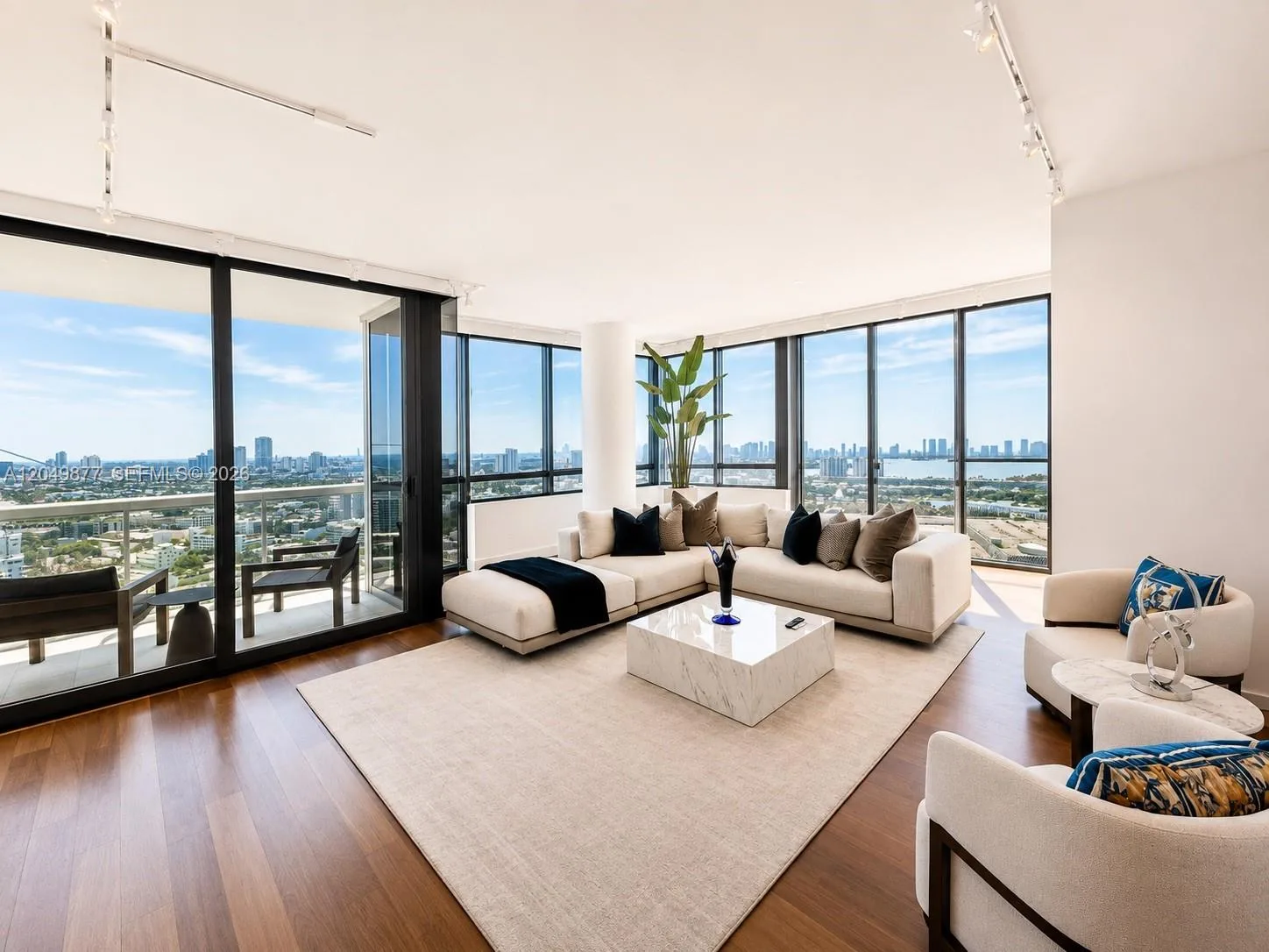 101 20th St # 3501, Miami Beach, FL 33139 photo 2