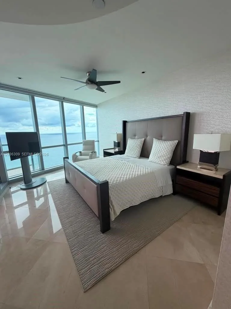 17121 Collins Ave # 3304, Sunny Isles Beach, FL 33160 photo 3