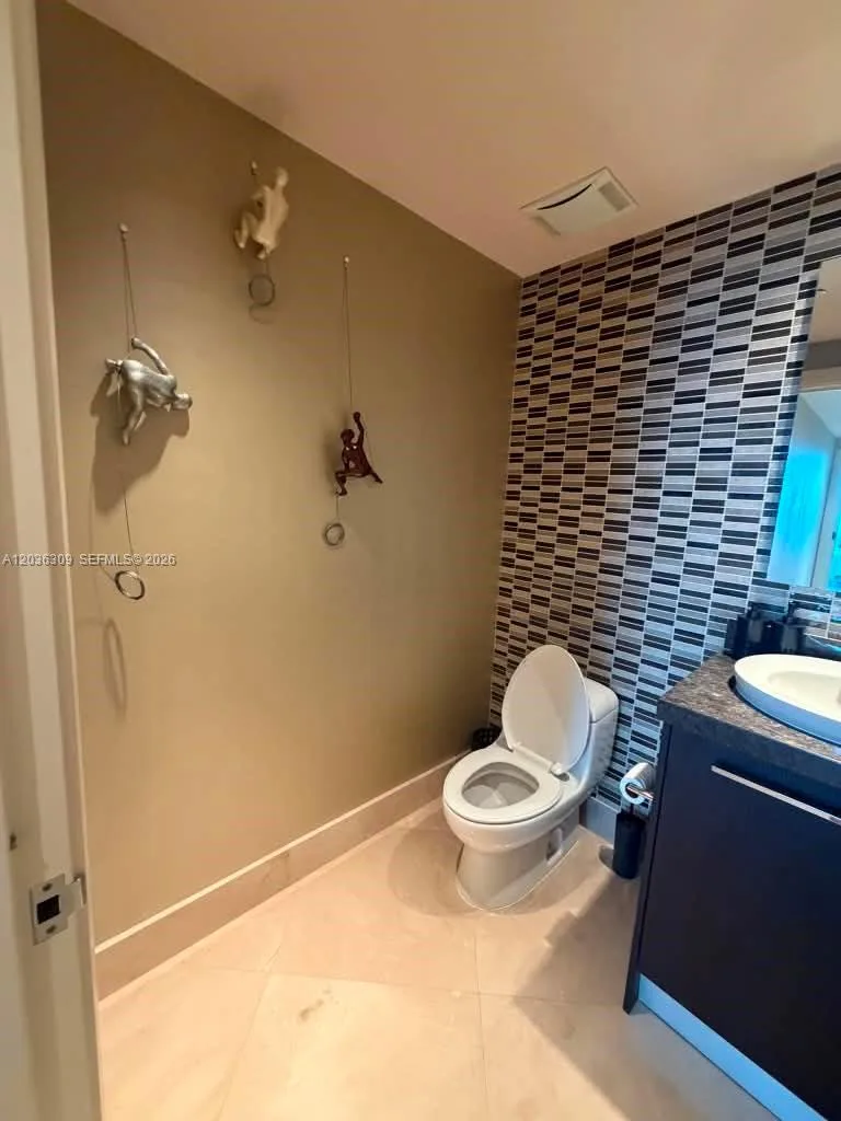 17121 Collins Ave # 3304, Sunny Isles Beach, FL 33160 photo 6
