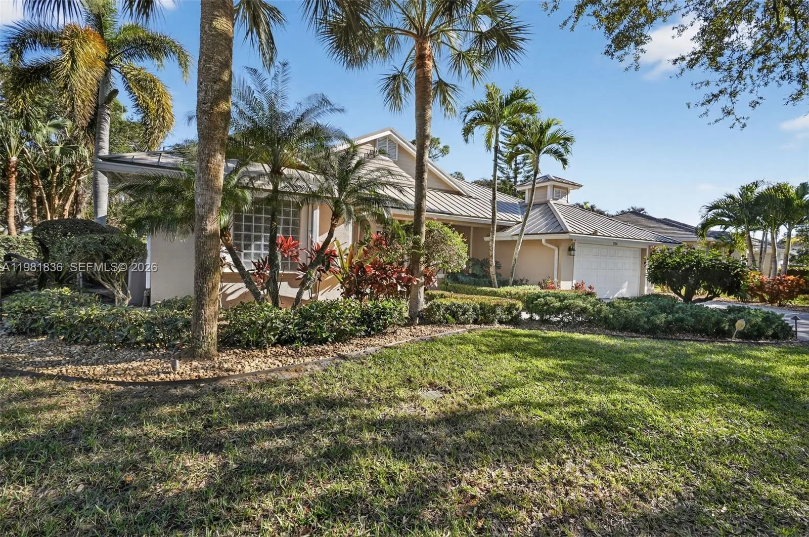 7702 SE Mammoth Dr, Hobe Sound, FL 33455 photo 3