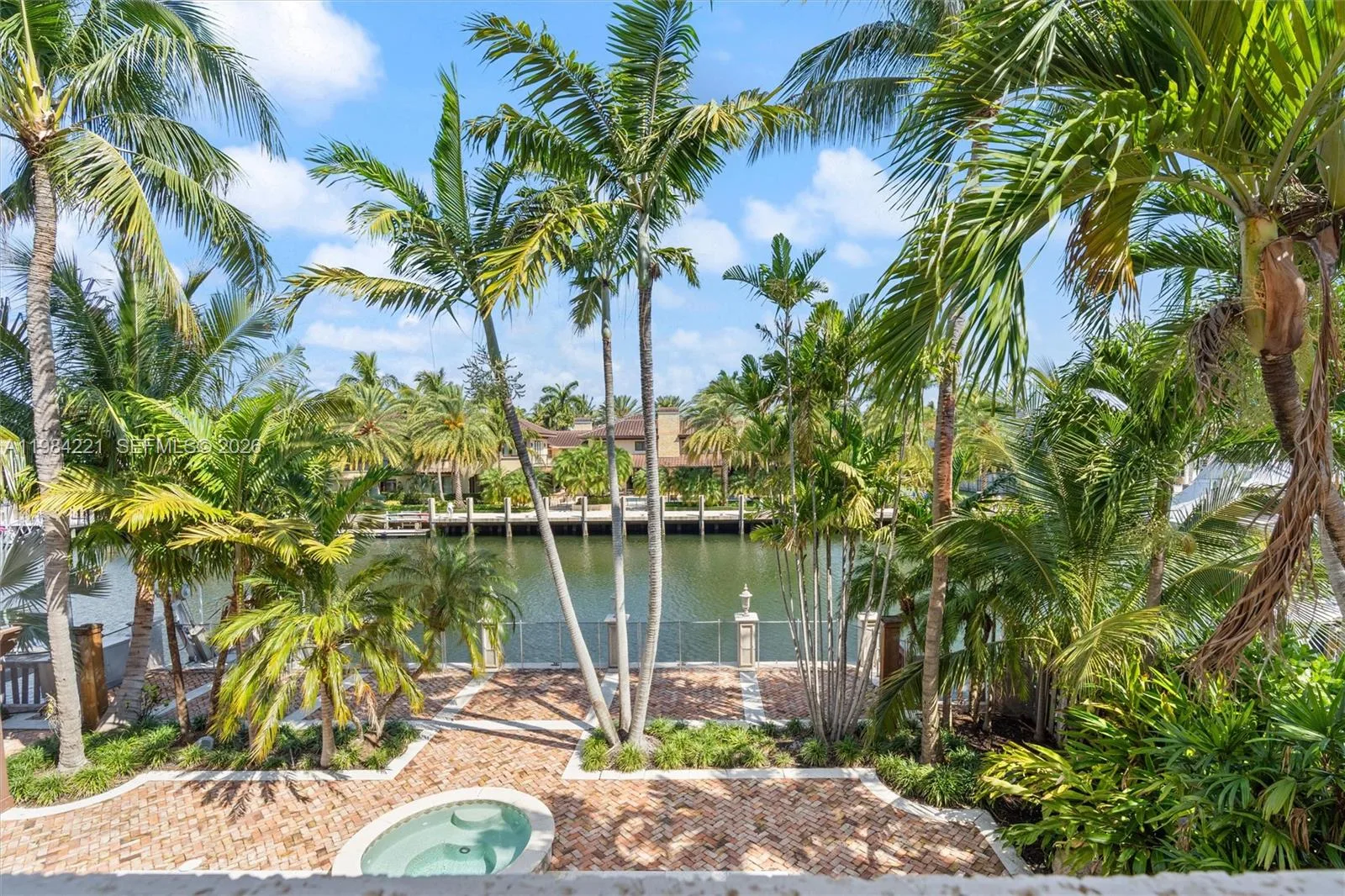 1701 SE 10th St, Fort Lauderdale, FL 33316 photo 4