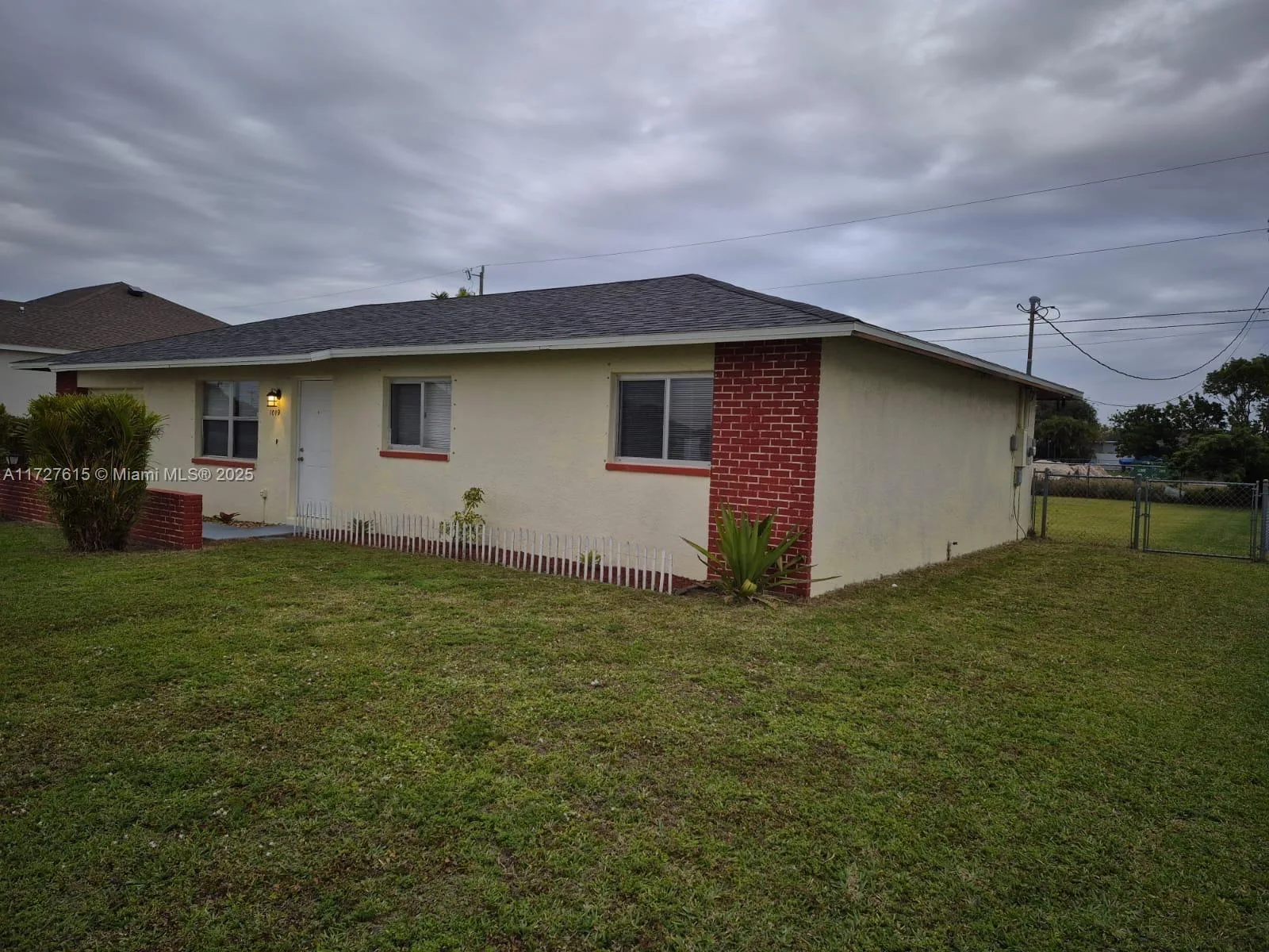 1019 NW 7TH PLACE, Cape Coral, FL 33993 photo 12