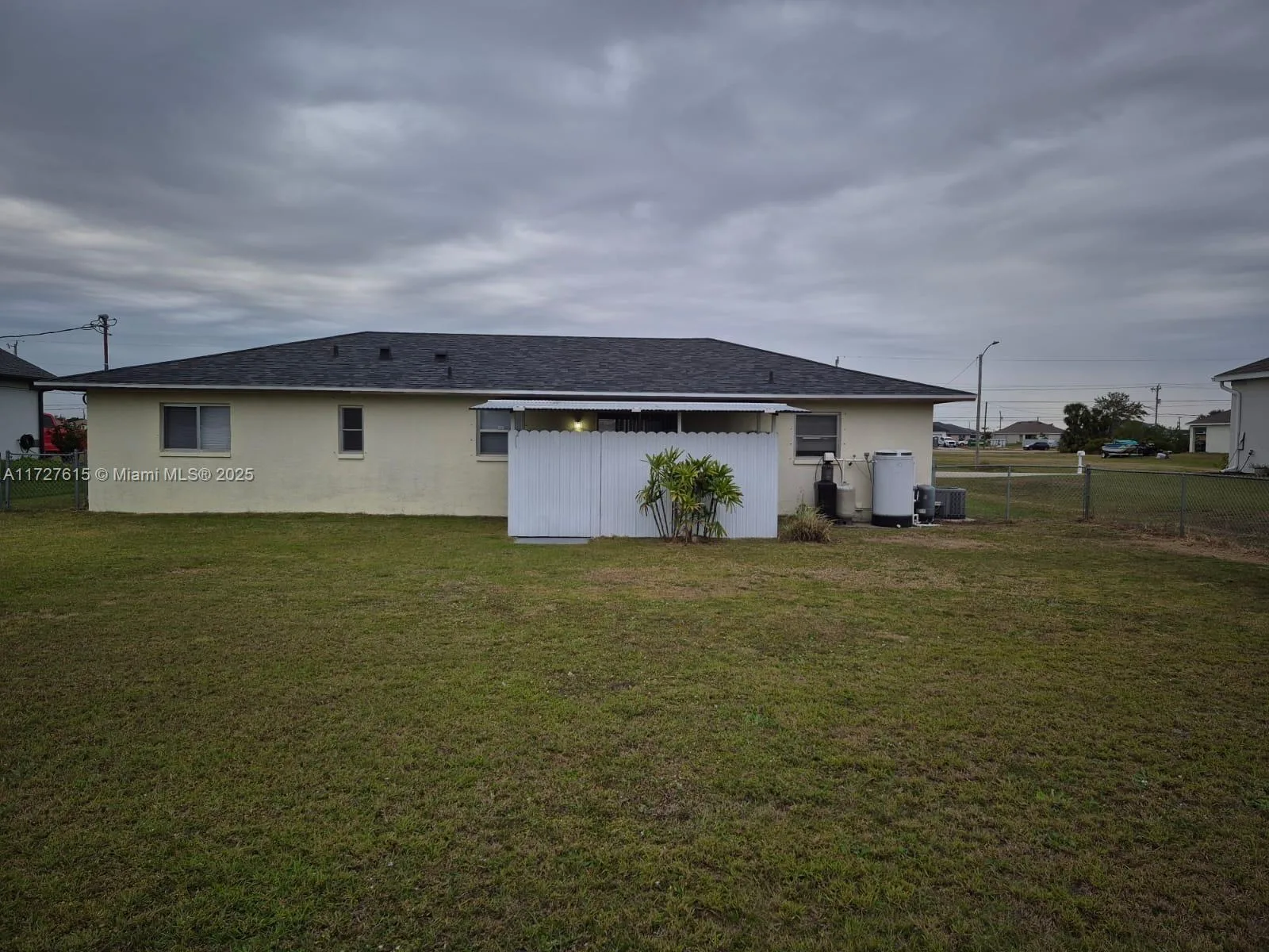 1019 NW 7TH PLACE, Cape Coral, FL 33993 photo 13