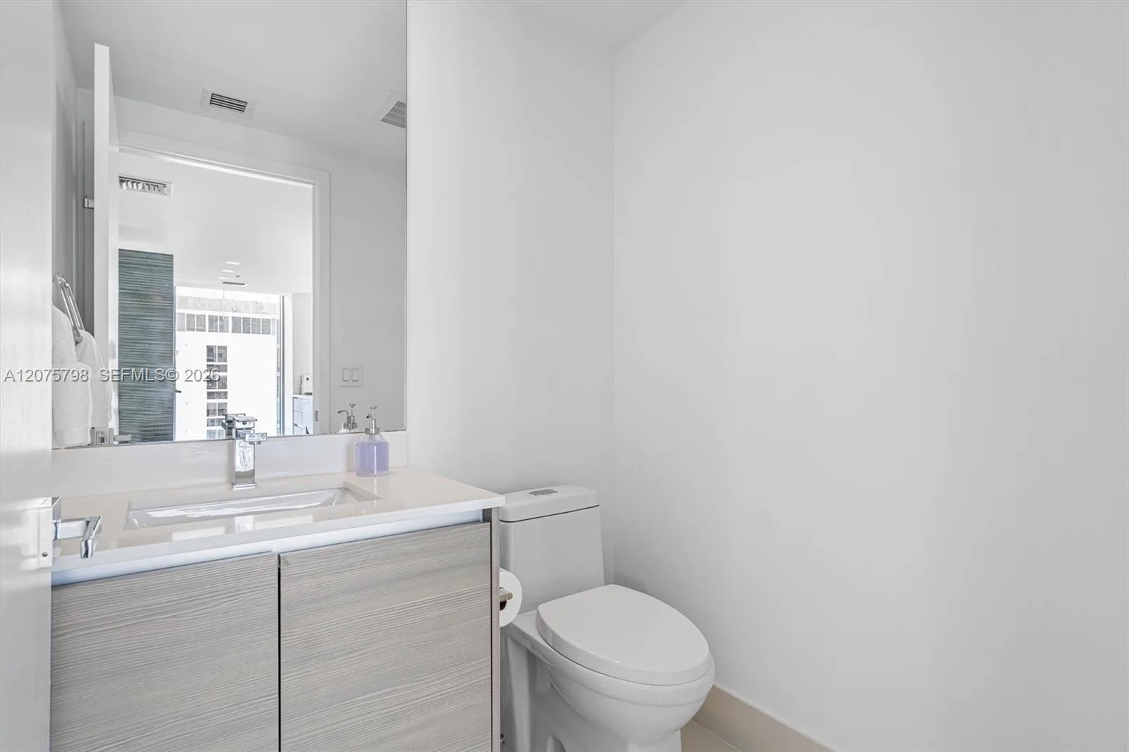 460 NE 28th St # 3508, Miami, FL 33137 photo 11