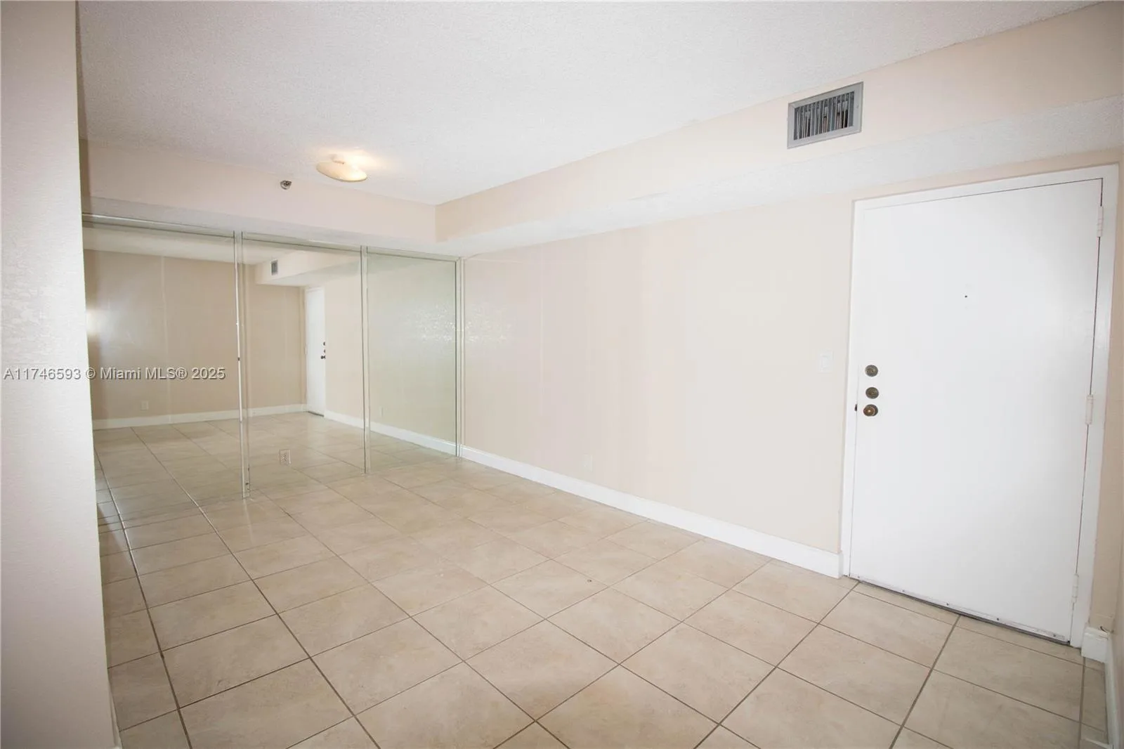 290 174th St # 1410, Sunny Isles Beach, FL 33160 photo 10