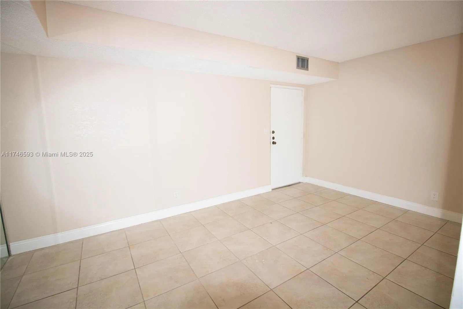 290 174th St # 1410, Sunny Isles Beach, FL 33160 photo 11