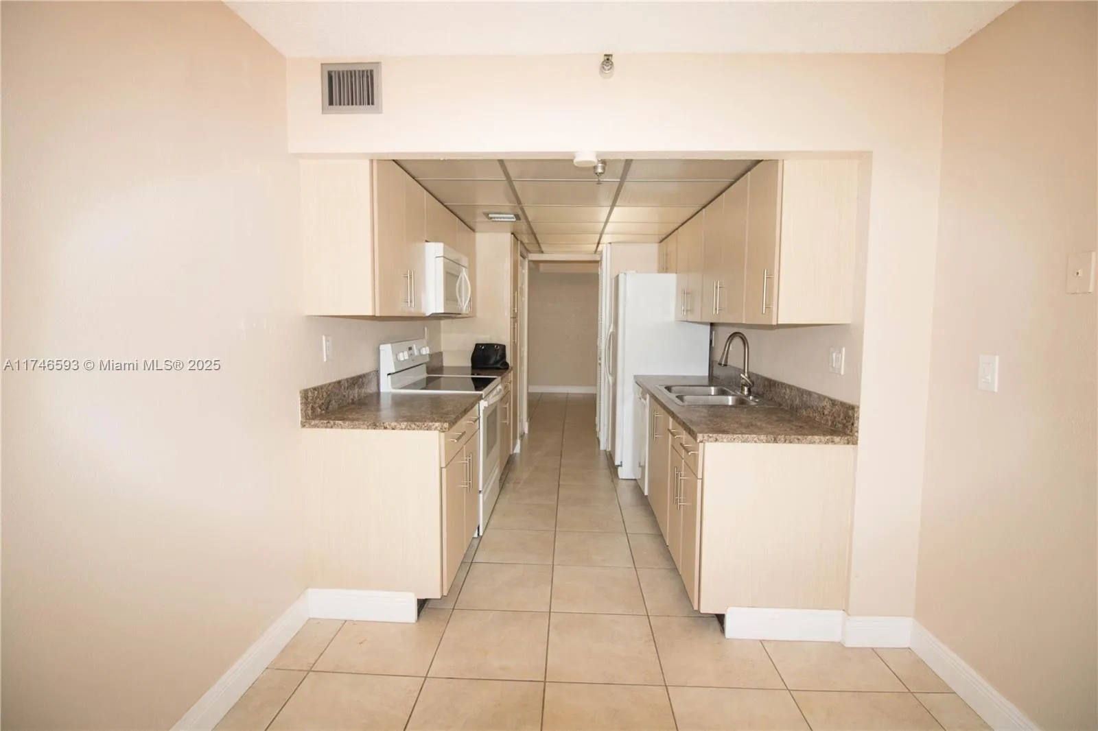 290 174th St # 1410, Sunny Isles Beach, FL 33160 photo 6