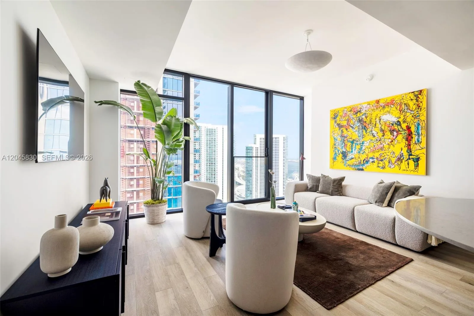 20 NE 11th St # 4503, Miami, FL 33132 photo 3