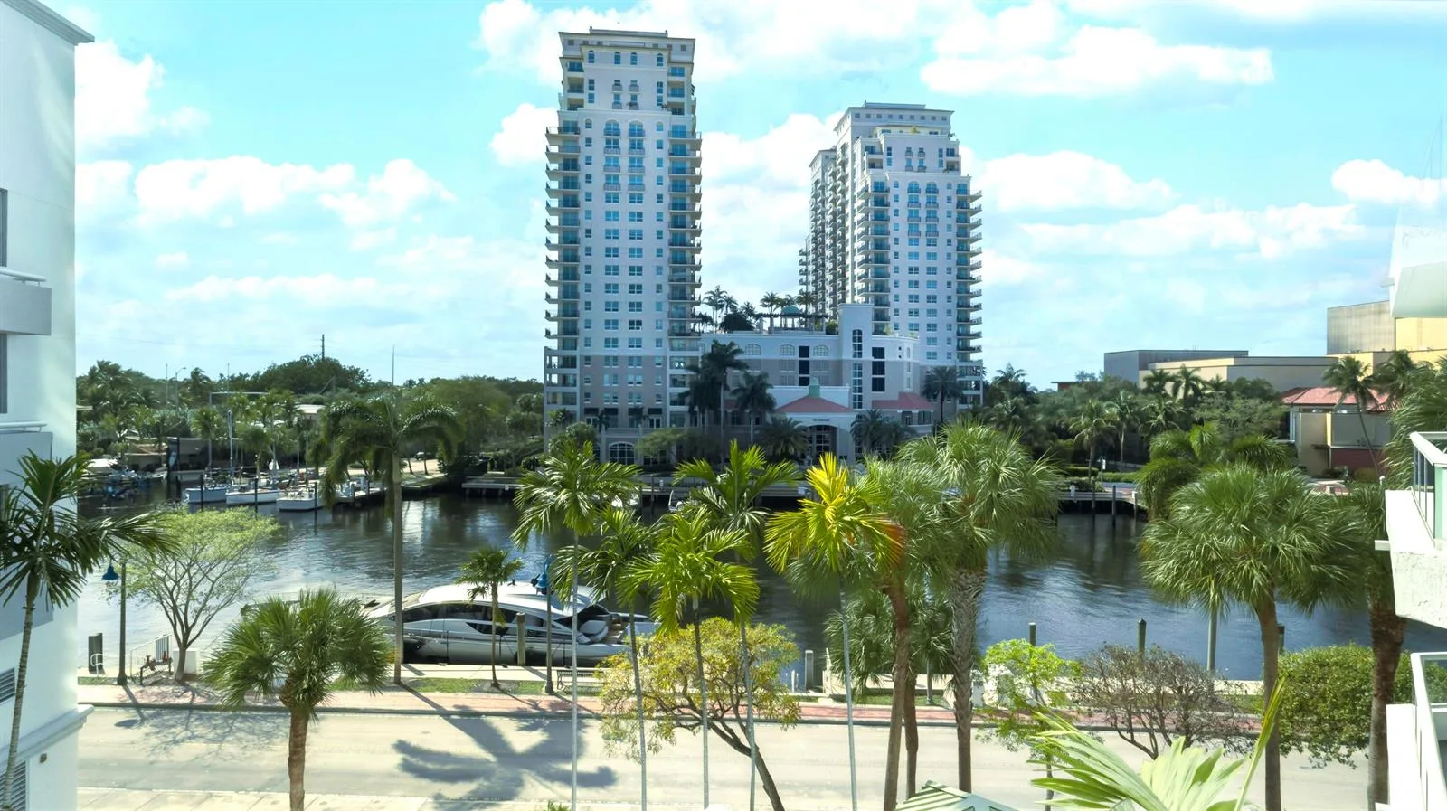 Esplanade on the River photo 5