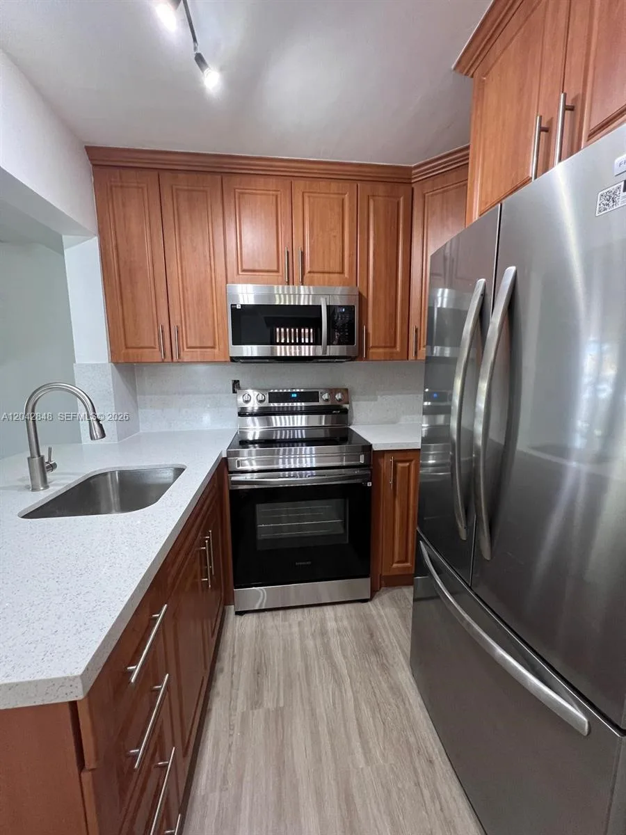 6455 W 27th Ave # 11-44, Hialeah, FL 33016