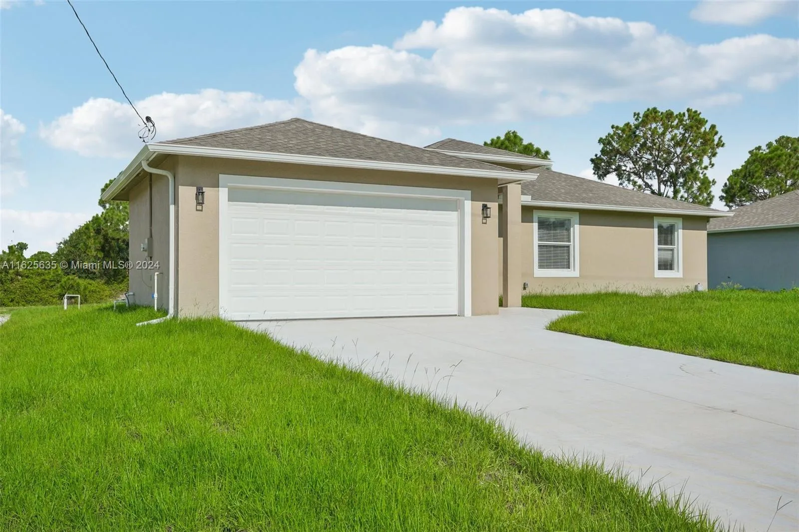 1016 GENOA AVE S, Lehigh Acres, FL 33974 photo 2