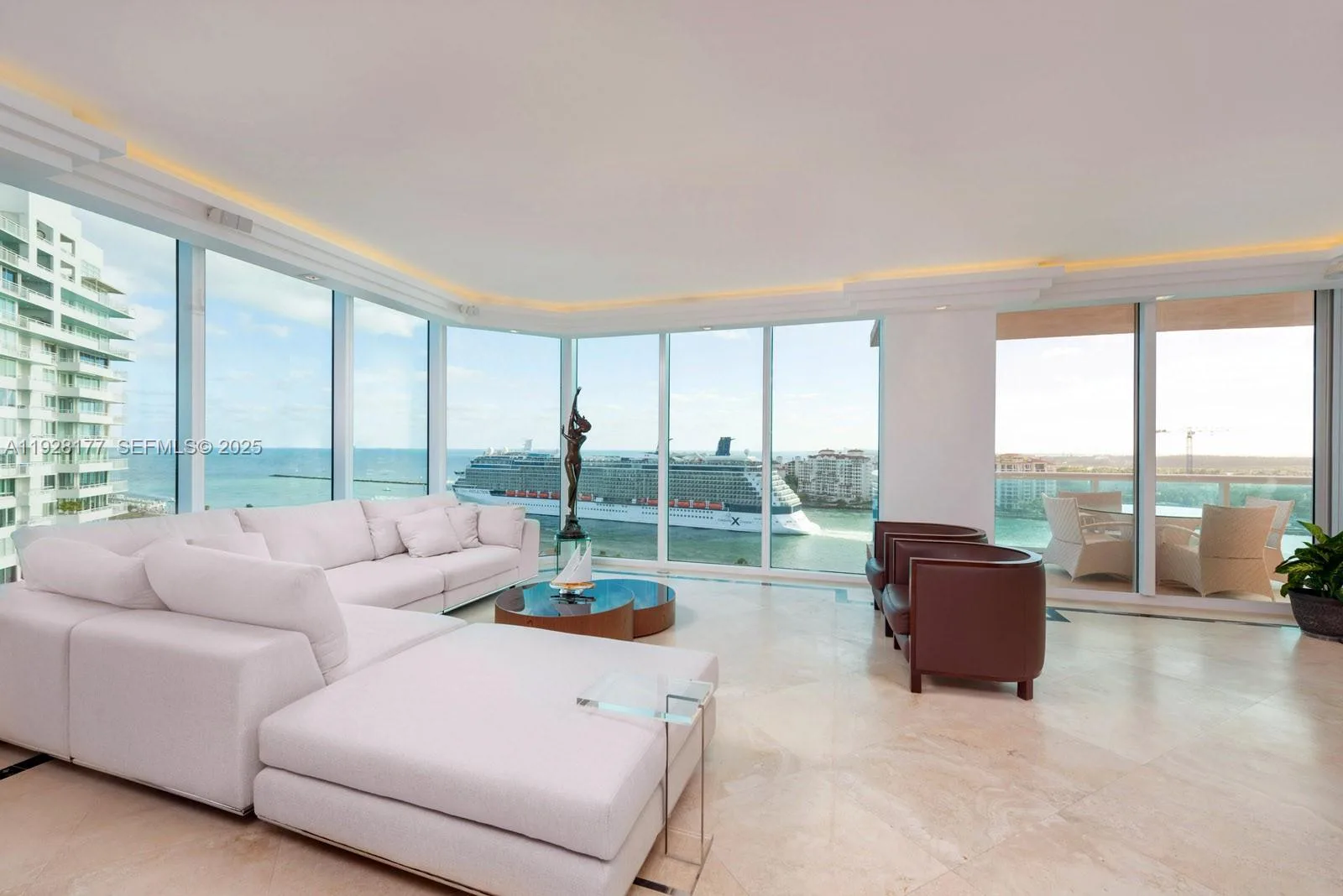 300 S Pointe Dr # 1701, Miami Beach, FL 33139 photo 10