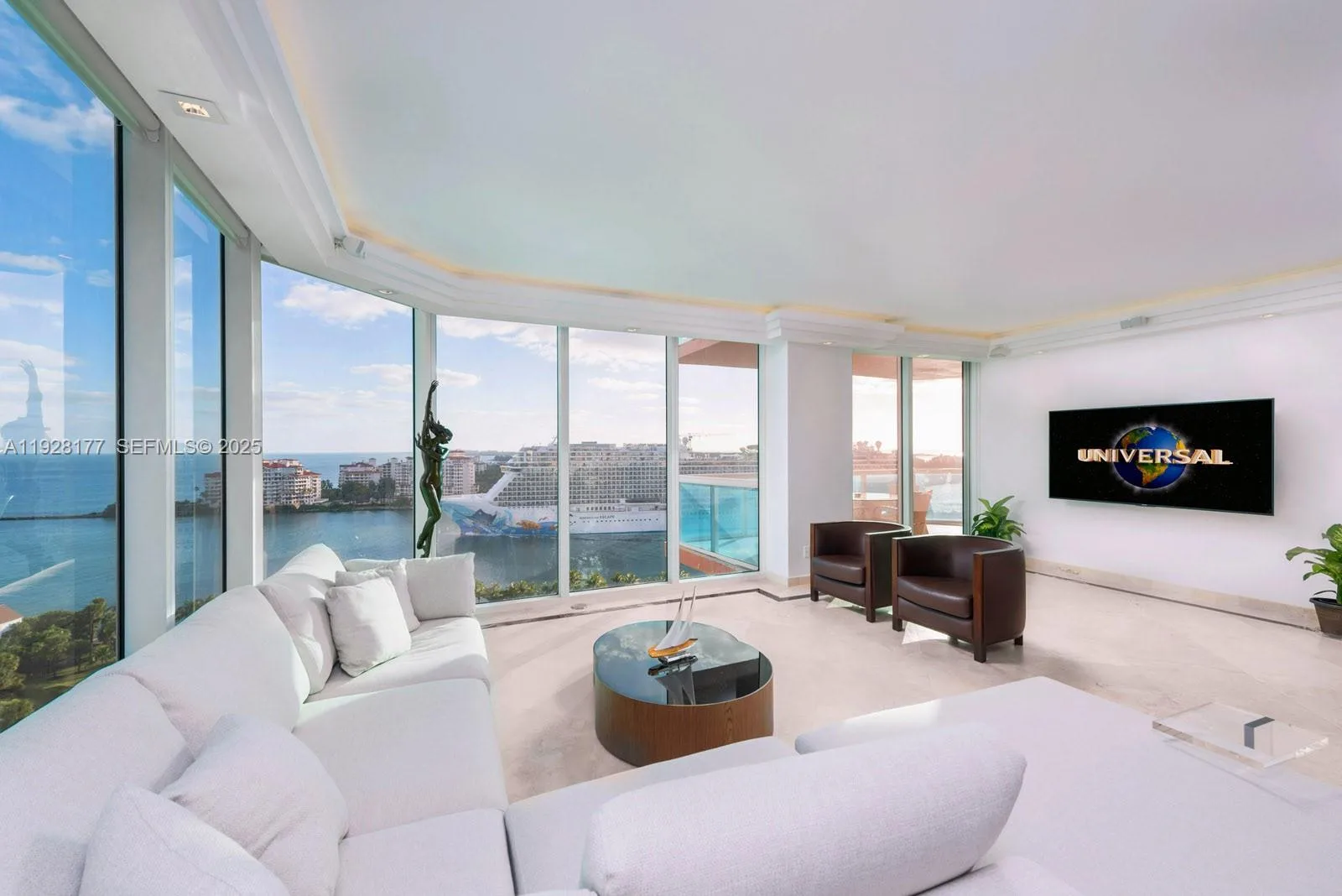 300 S Pointe Dr # 1701, Miami Beach, FL 33139 photo 11