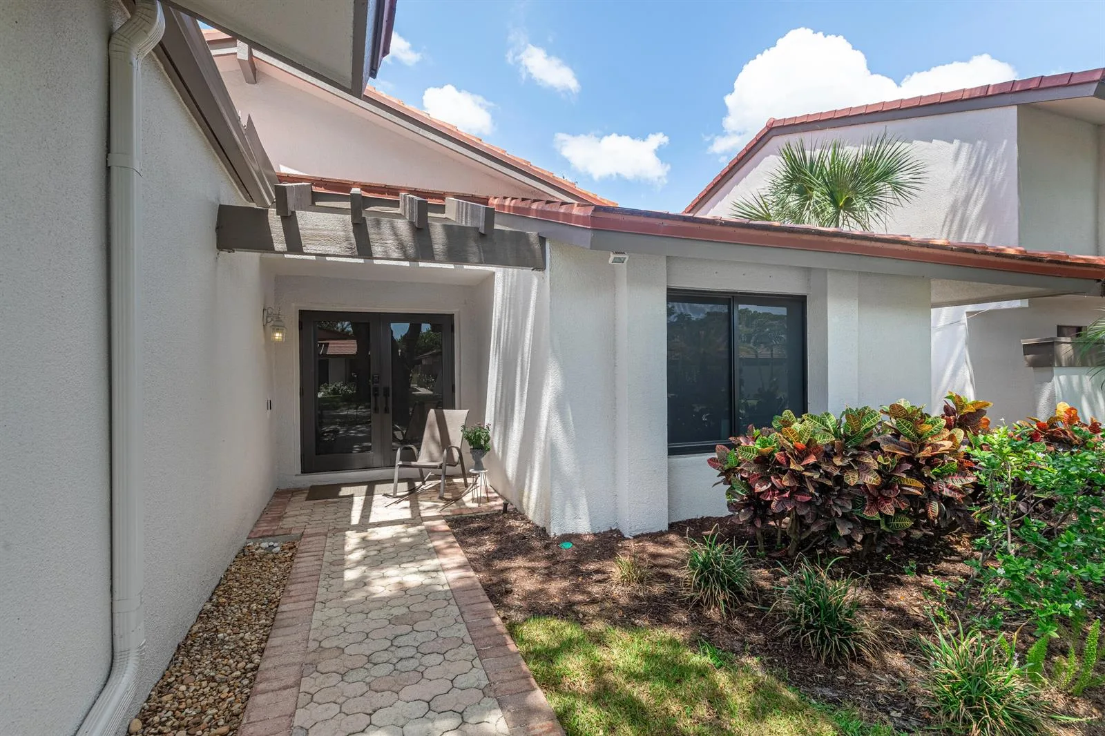 627 Hollows Circle, Deerfield Beach, FL 33442 photo 6