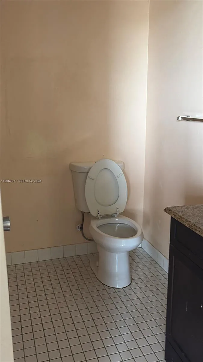 505 Spencer Dr # 315, West Palm Beach, FL 33409 photo 9