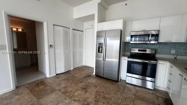 133 NE 2nd Ave # 617, Miami, FL 33132 photo 10