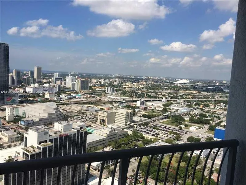 1750 N Bayshore Dr # 4912, Miami, FL 33132 photo 2