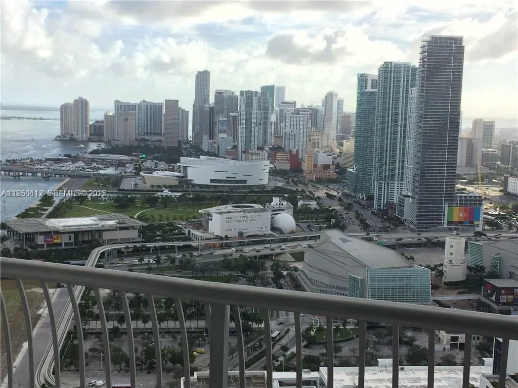1750 N Bayshore Dr # 4912, Miami, FL 33132 photo 3