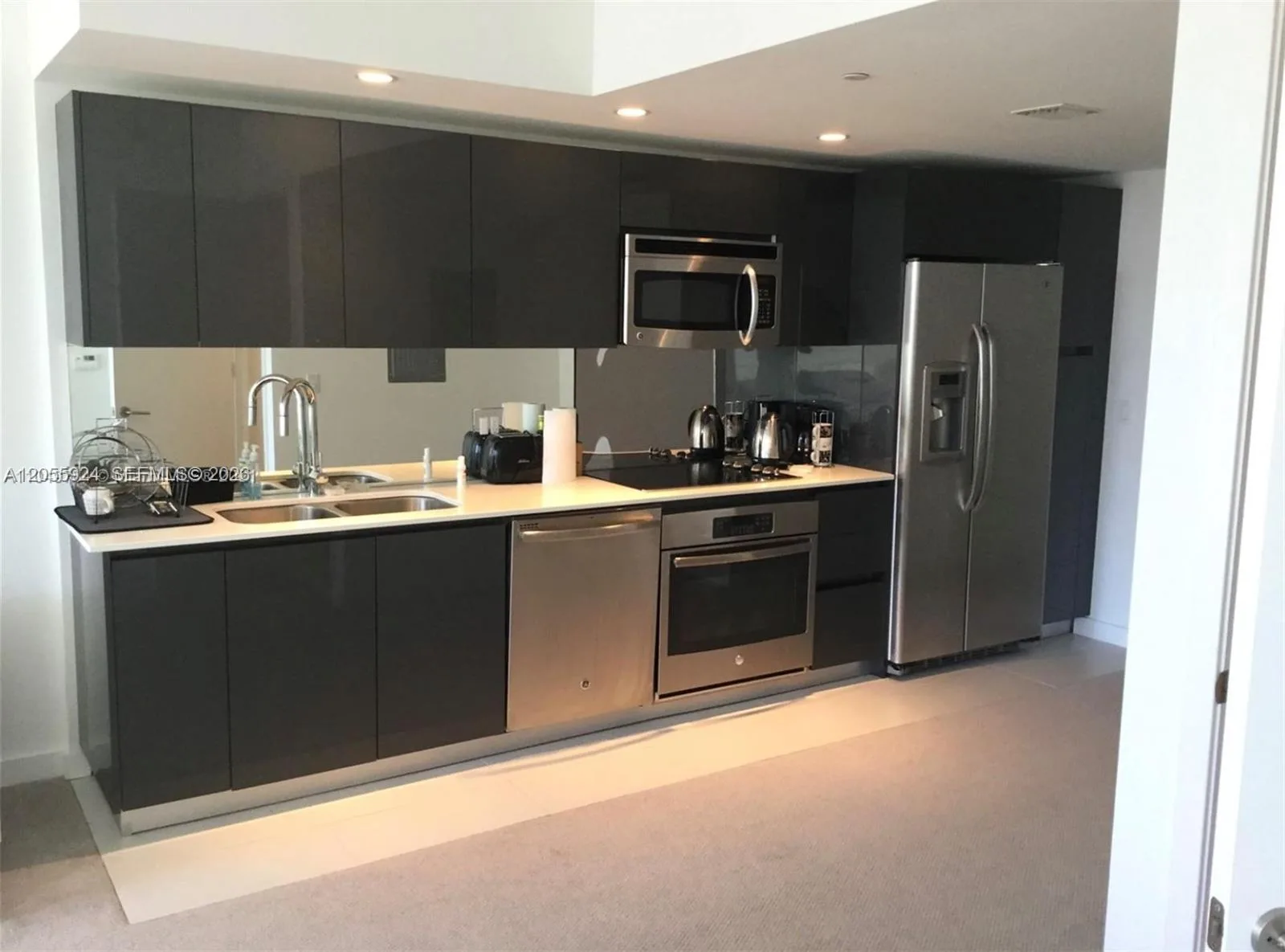 31 SE 6th St # 2705, Miami, FL 33131 photo 4