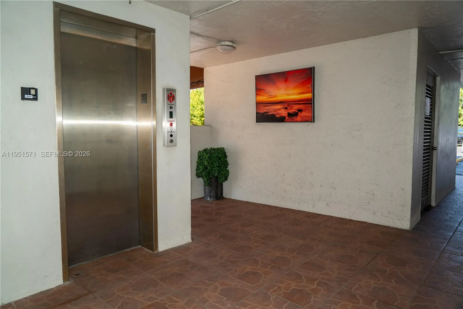854 NW 87th Ave # 405, Miami, FL 33172