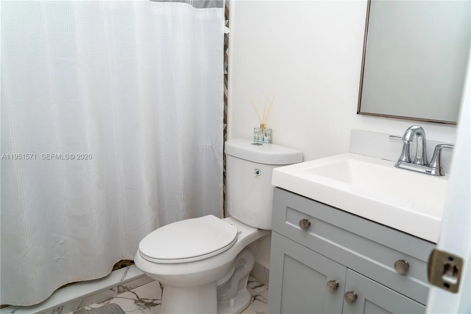 854 NW 87th Ave # 405, Miami, FL 33172 photo 13