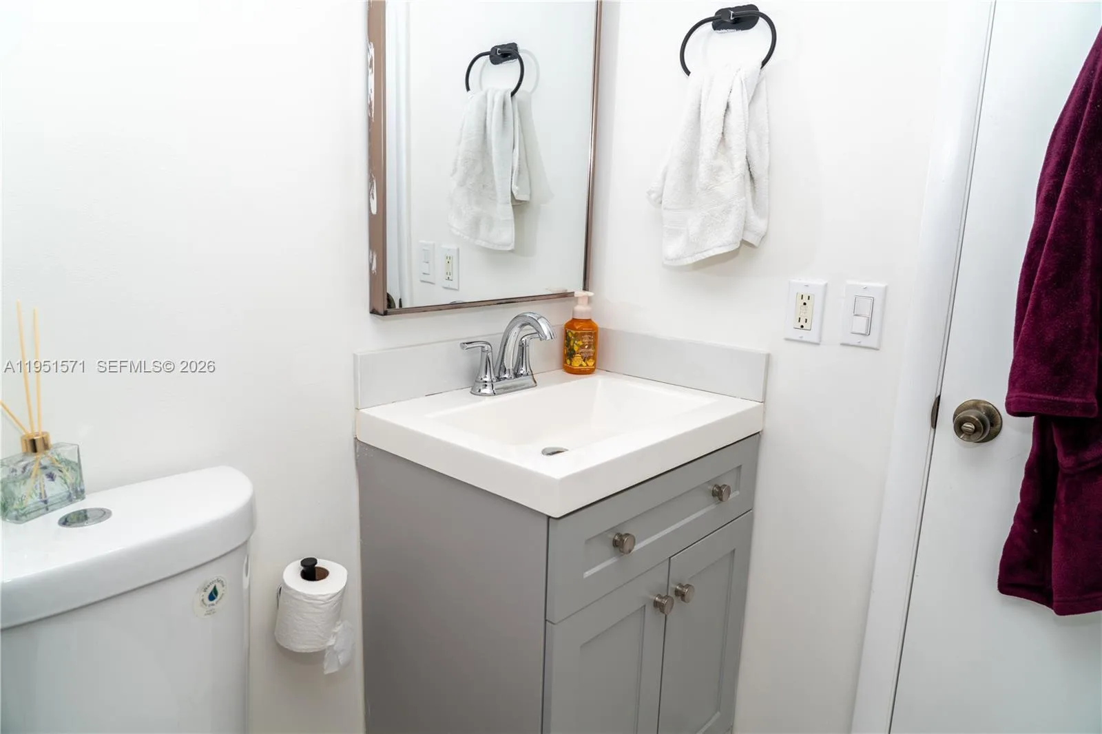 854 NW 87th Ave # 405, Miami, FL 33172 photo 9
