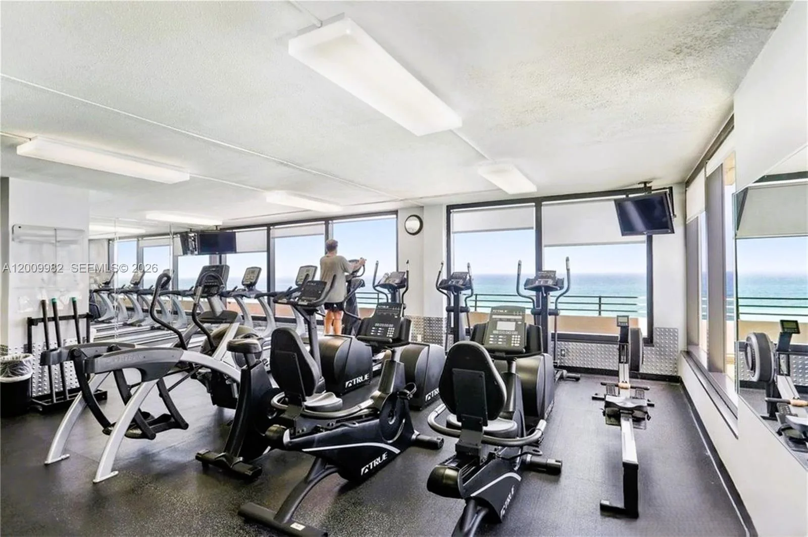 5555 Collins Ave # 7P, Miami Beach, FL 33140 photo 8