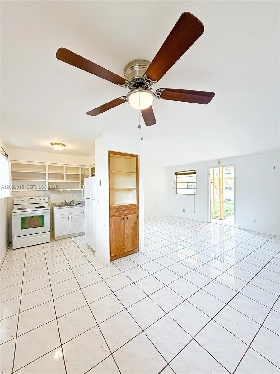 1401 Grant St # 3, Hollywood, FL 33020
