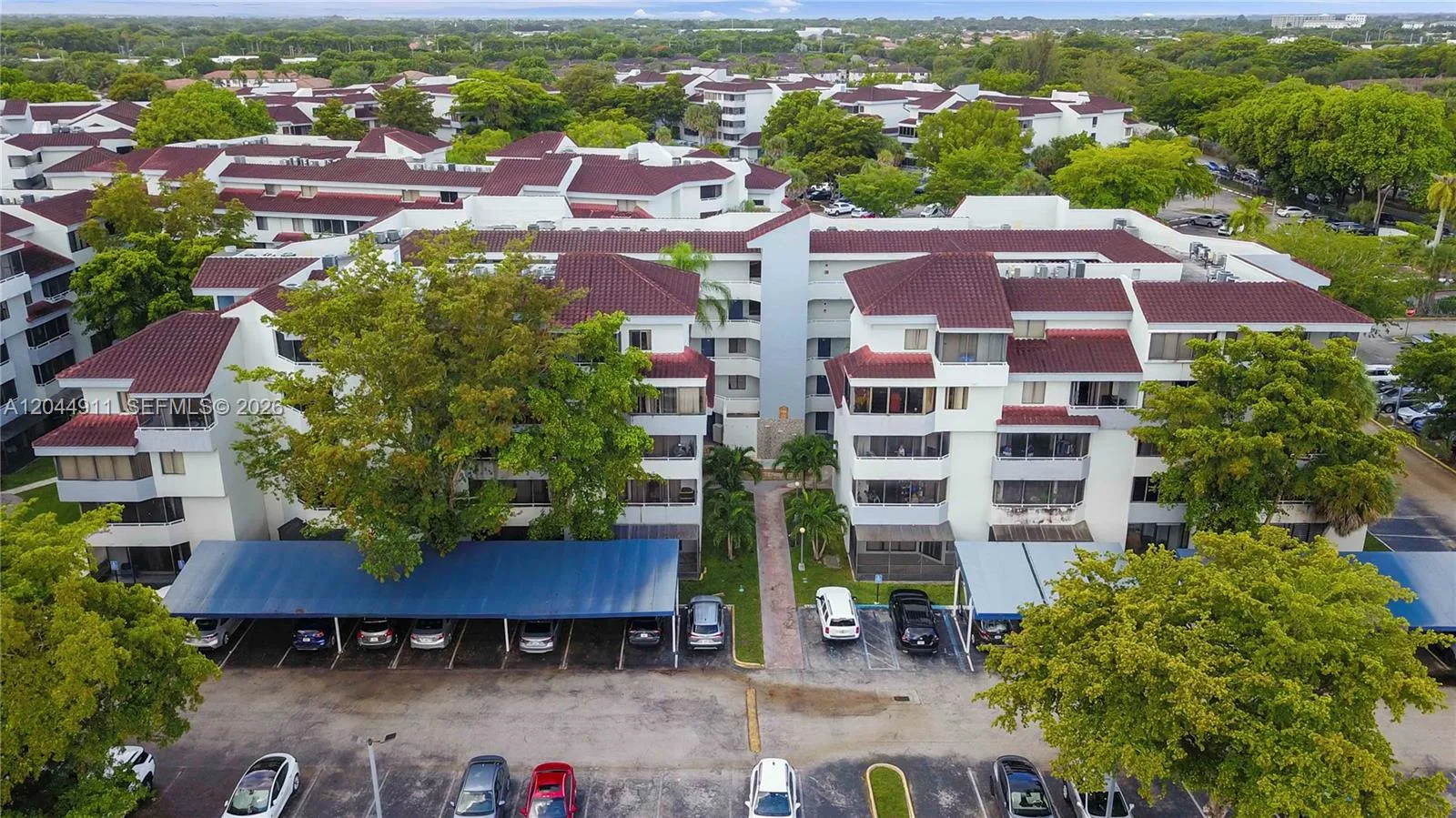8205 SW 152nd Ave # F-105, Miami, FL 33193