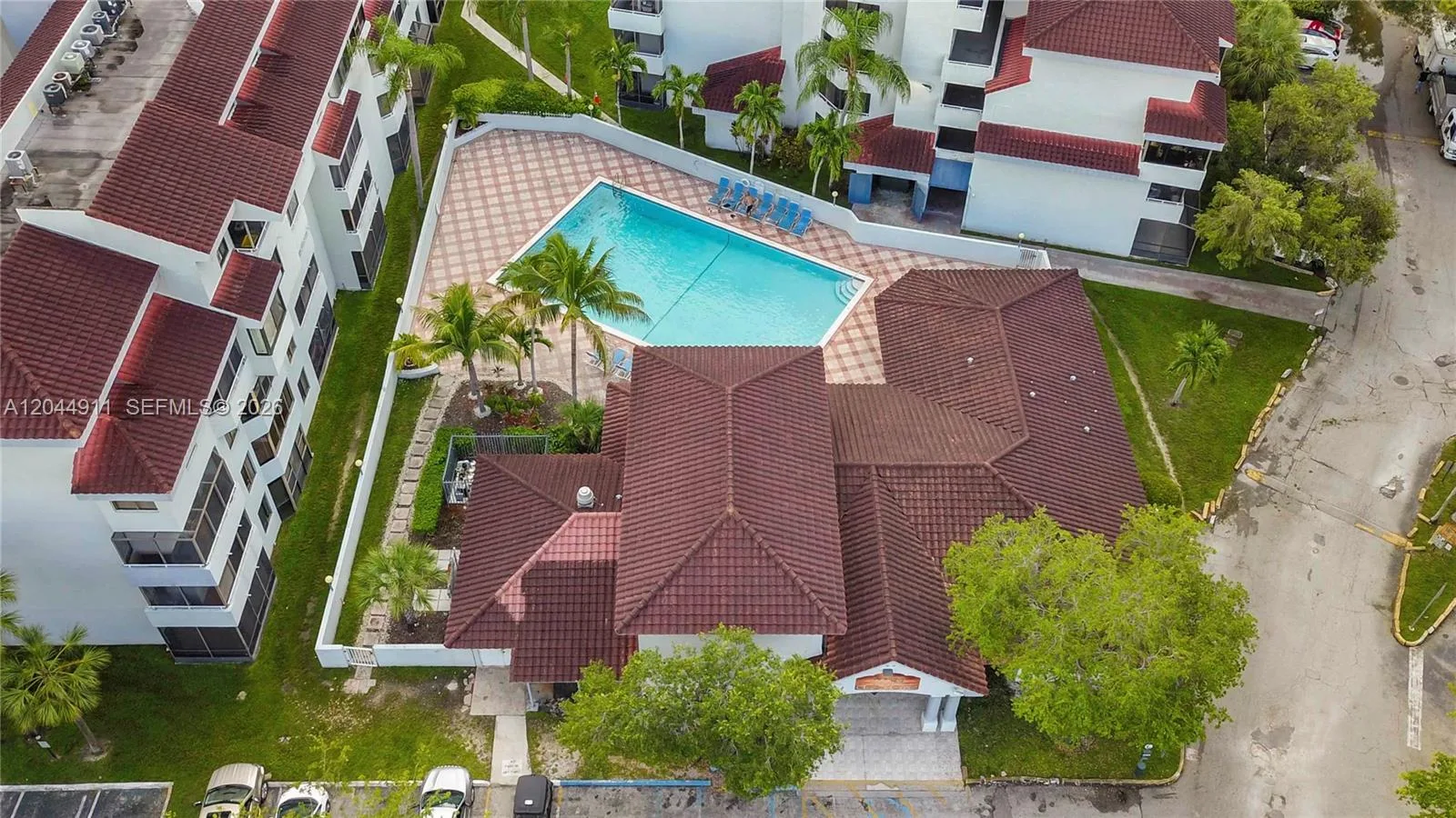 8205 SW 152nd Ave # F-105, Miami, FL 33193 photo 3