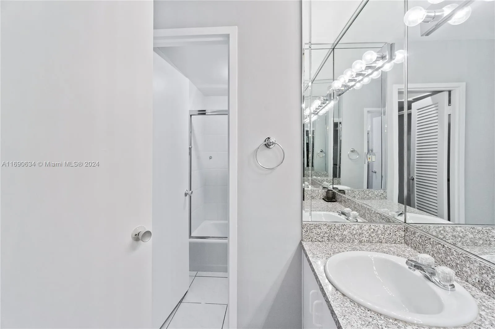 100 Lincoln Rd # 1016, Miami Beach, FL 33139 photo 12