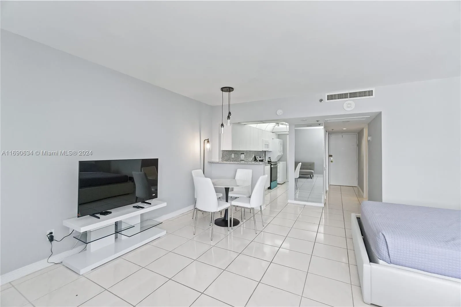 100 Lincoln Rd # 1016, Miami Beach, FL 33139 photo 6