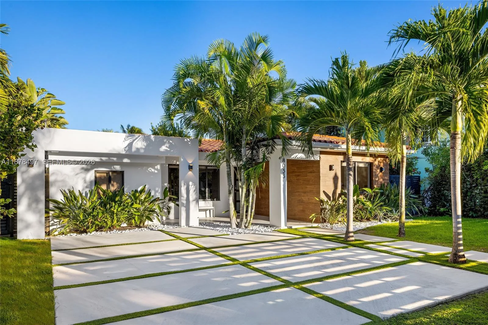 8033 Noremac Ave, Miami Beach, FL 33141 photo 3