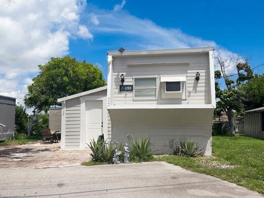 11411 SE Federal Highway # 55, Hobe Sound, FL 33455 photo 5