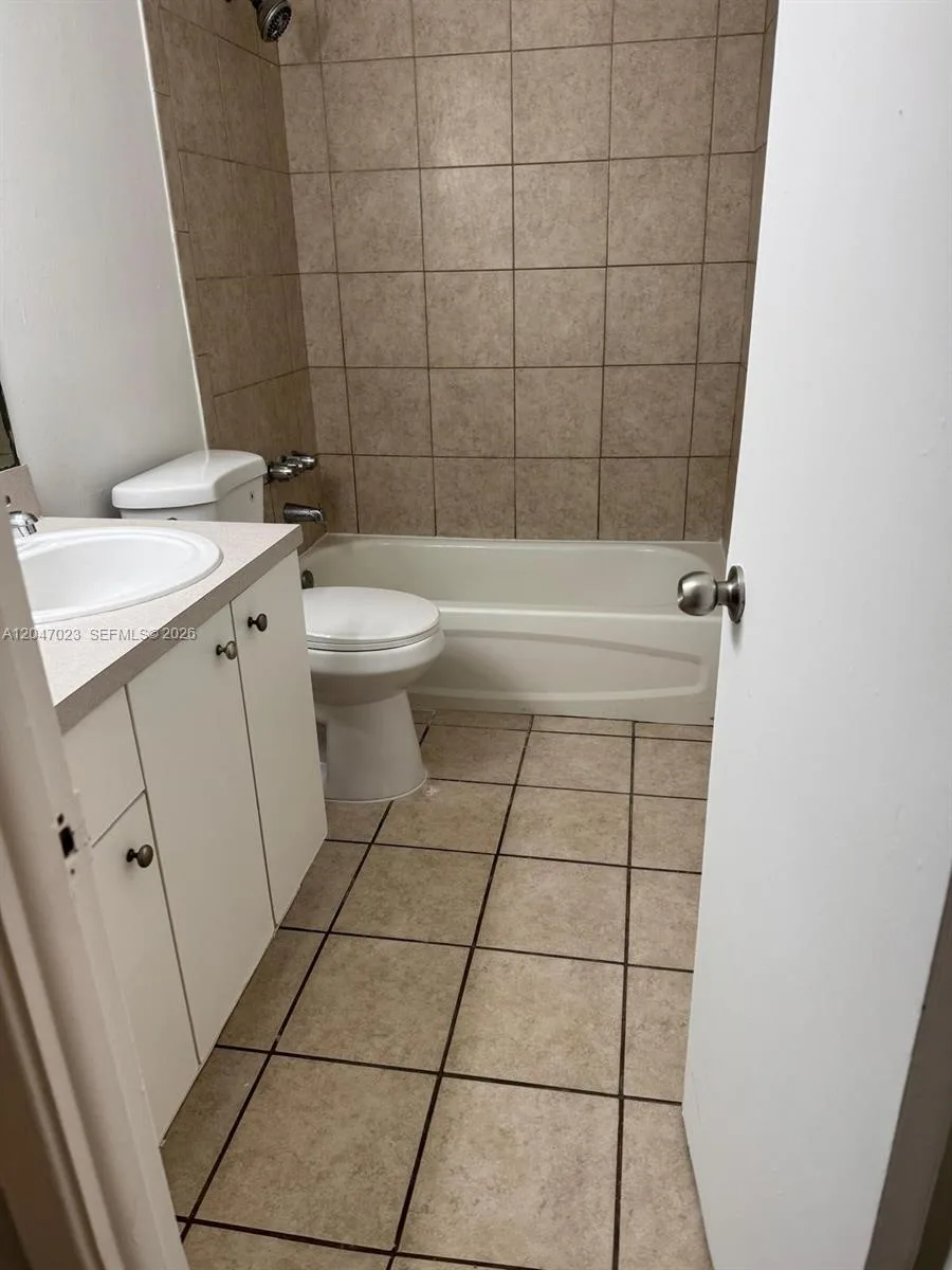 411 Executive Center Dr # 203, West Palm Beach, FL 33401 photo 8