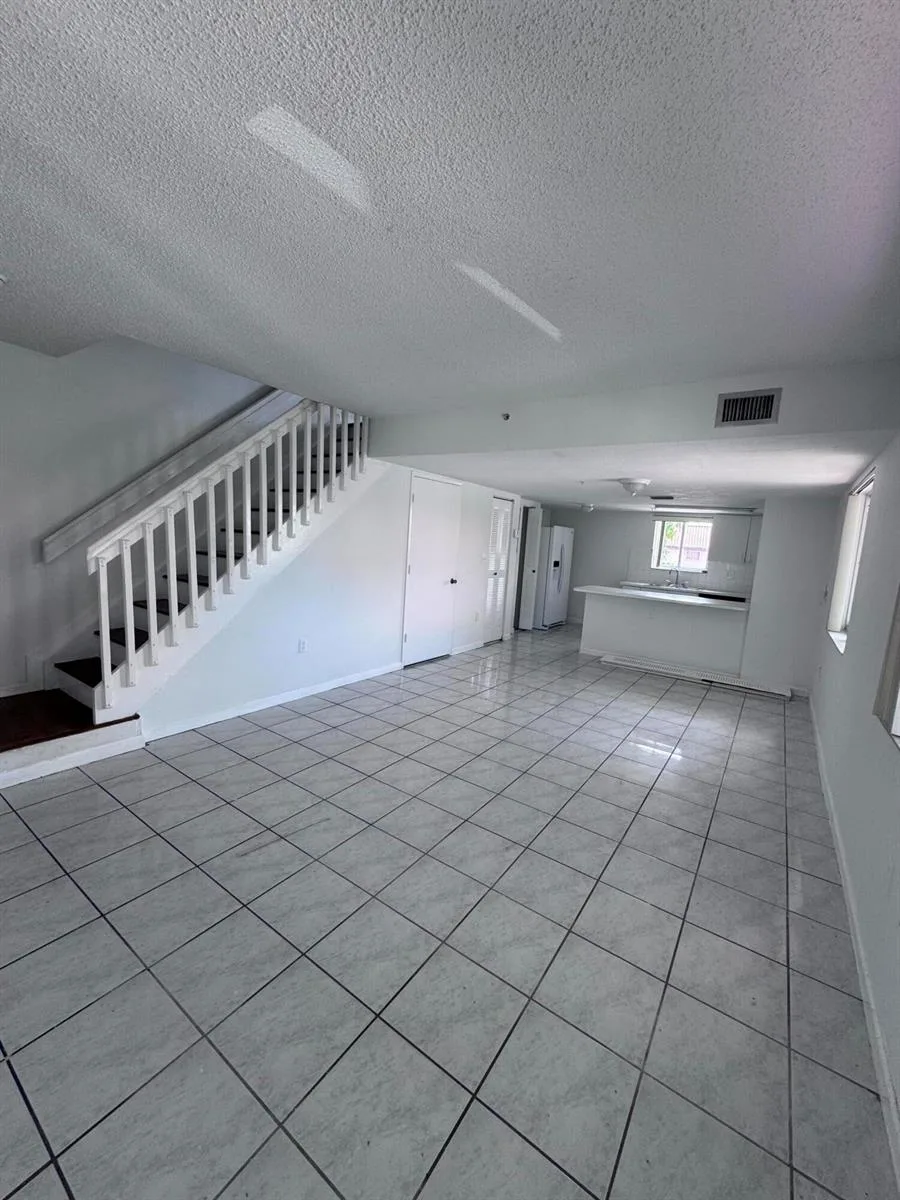 551 NW 82ND Avenue # 526, Miami, FL 33126 photo 4
