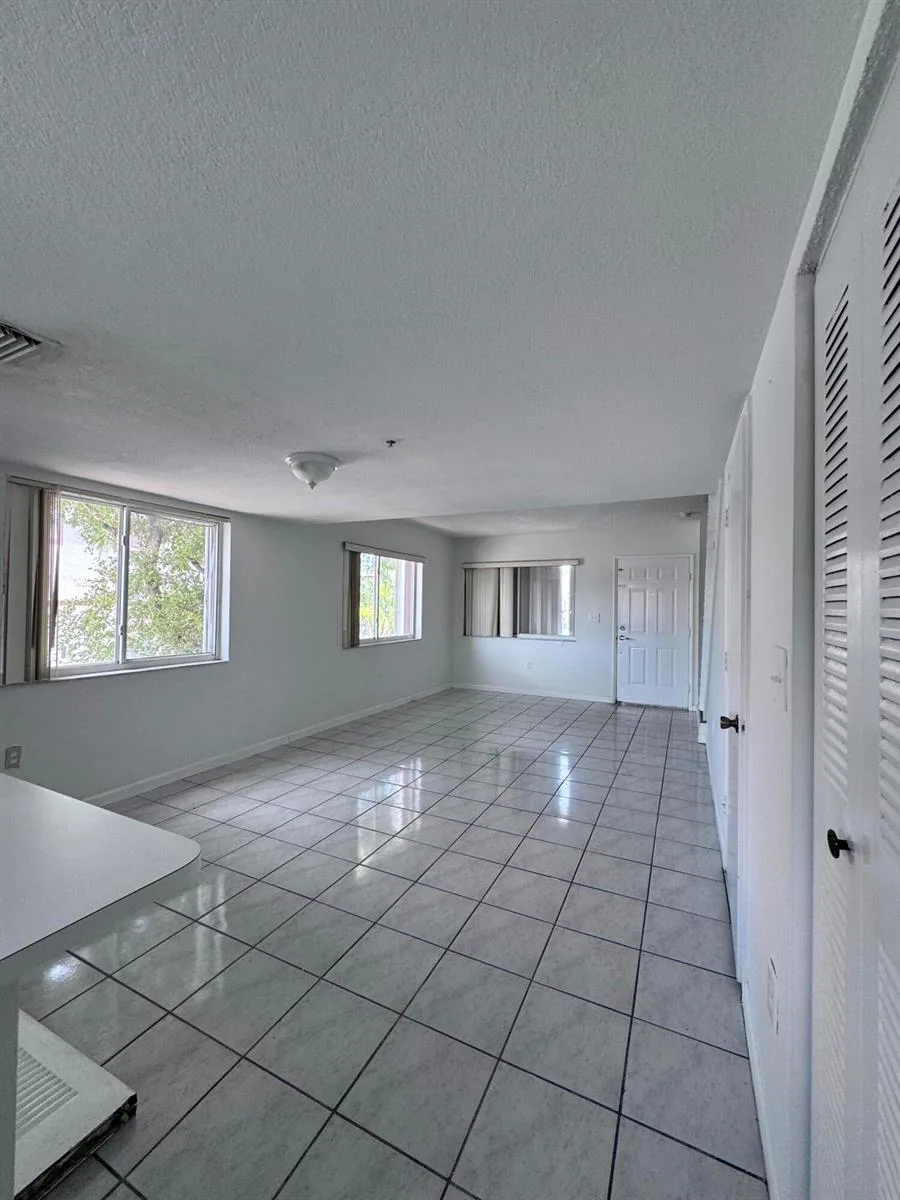 551 NW 82ND Avenue # 526, Miami, FL 33126 photo 5