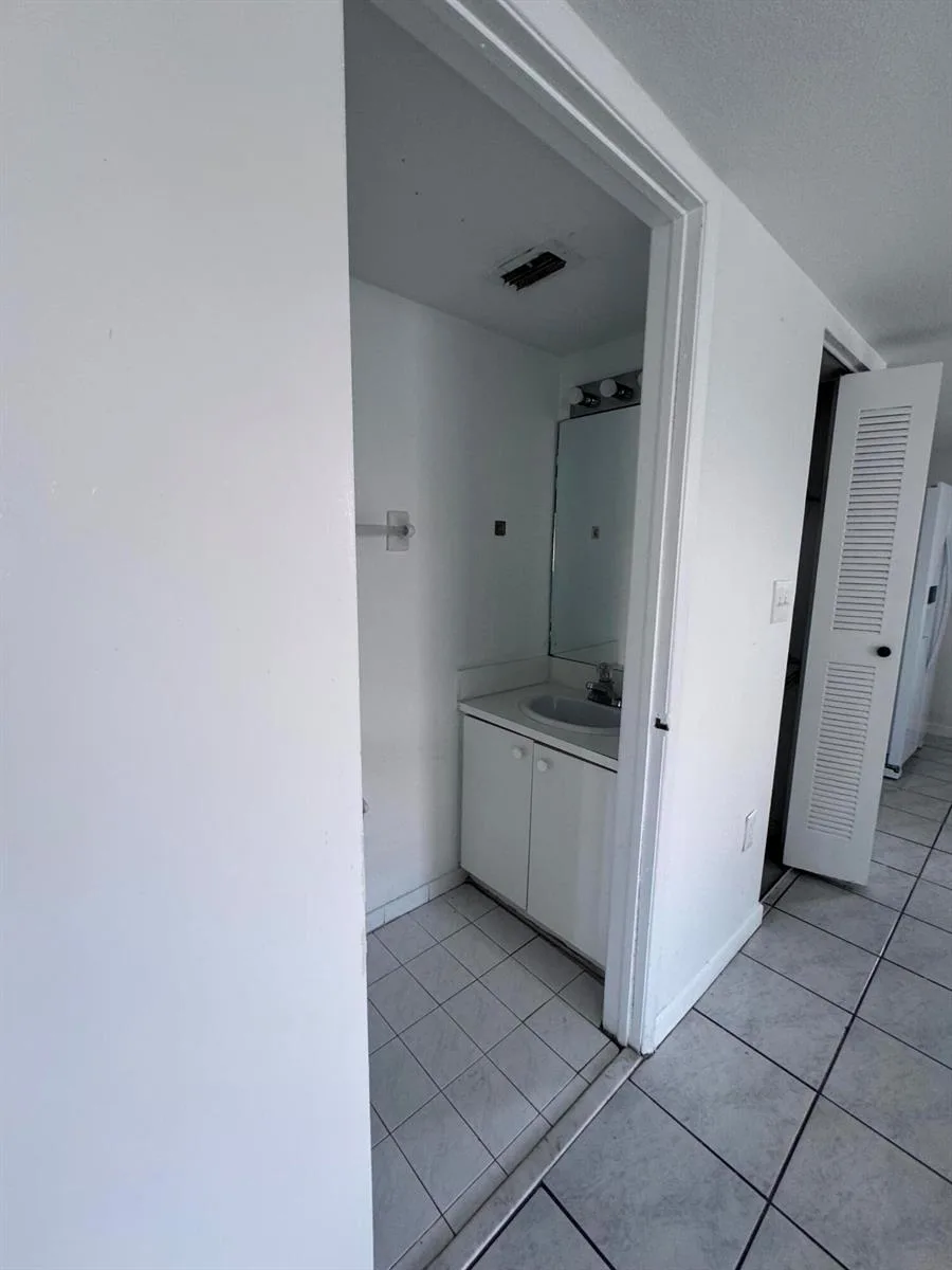 551 NW 82ND Avenue # 526, Miami, FL 33126 photo 9
