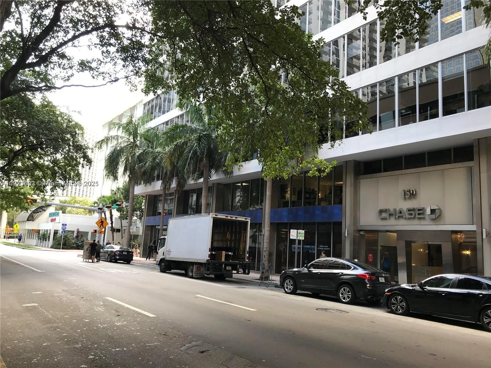 150 SE 2nd Ave # 510&511, Miami, FL 33131