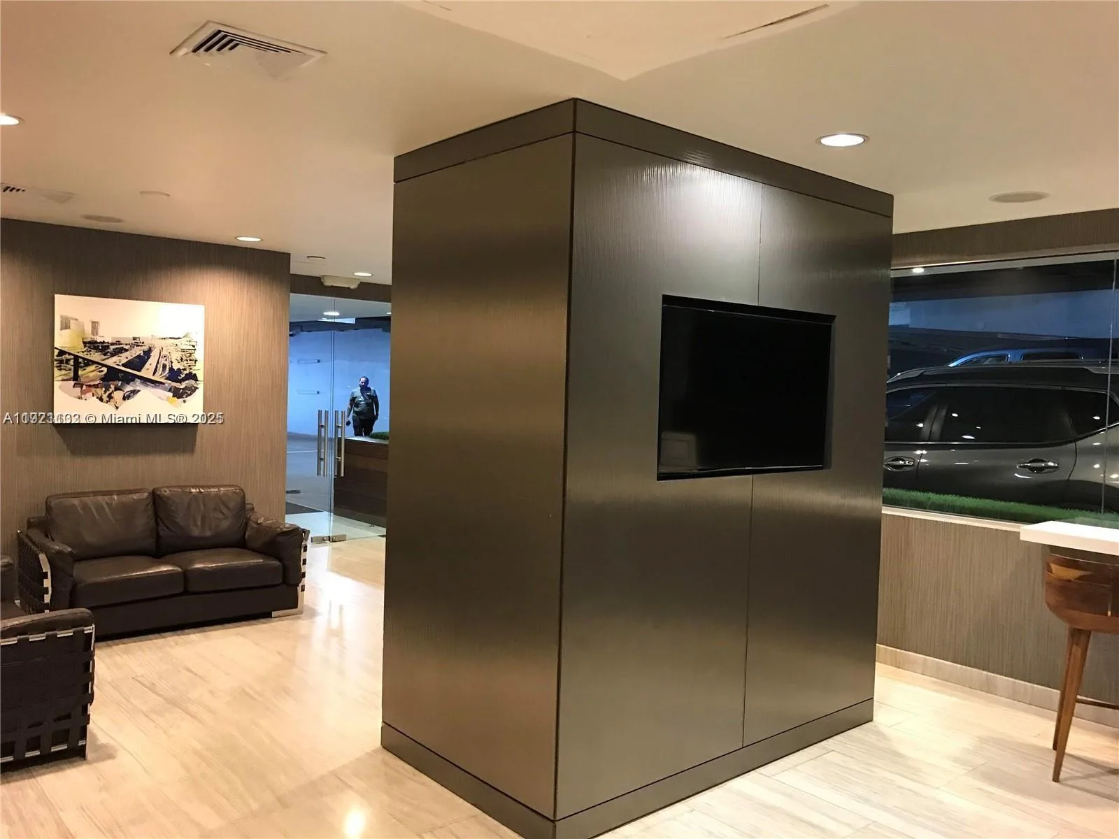 150 SE 2nd Ave # 510&511, Miami, FL 33131 photo 3