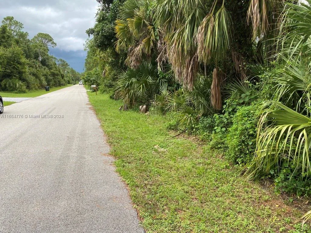Russellville, North Port FL 34288 photo 5