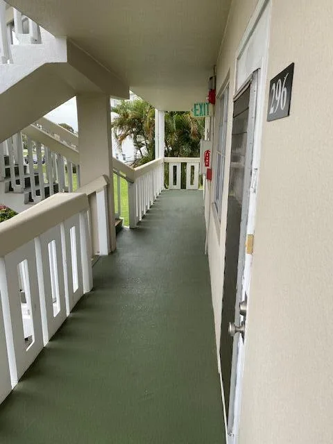 296 Grantham F # F, Deerfield Beach, FL 33442 photo 4