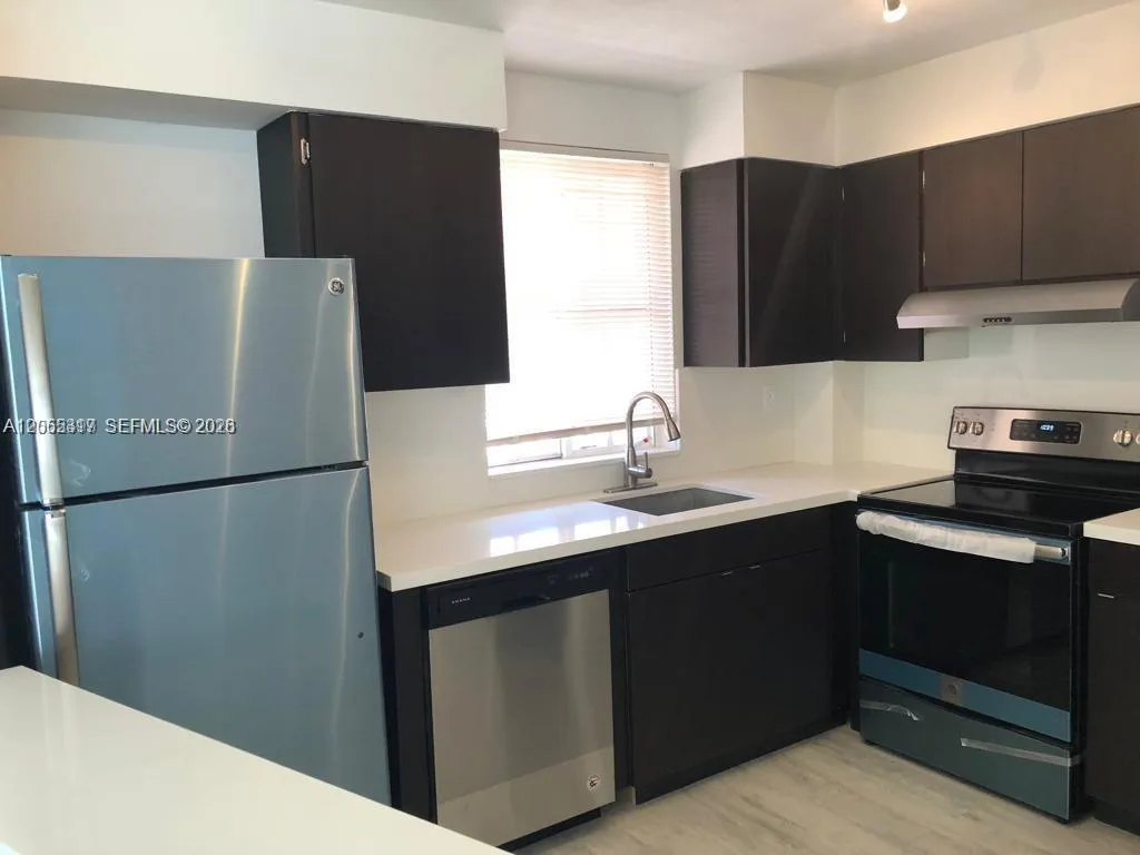 6195 NW 186th St # 403, Hialeah, FL 33015
