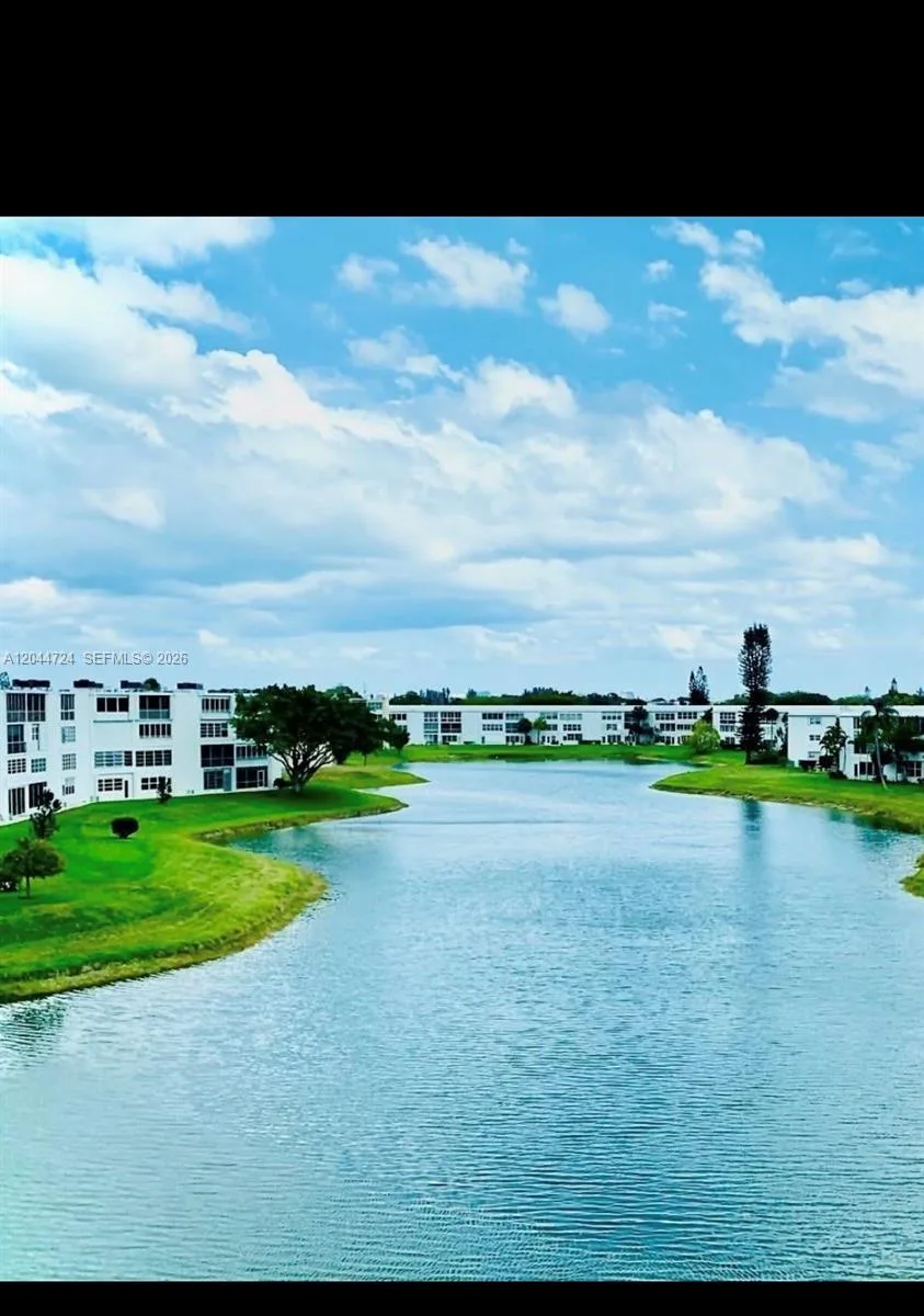306 Norwich M # 306, West Palm Beach, FL 33417 photo 2