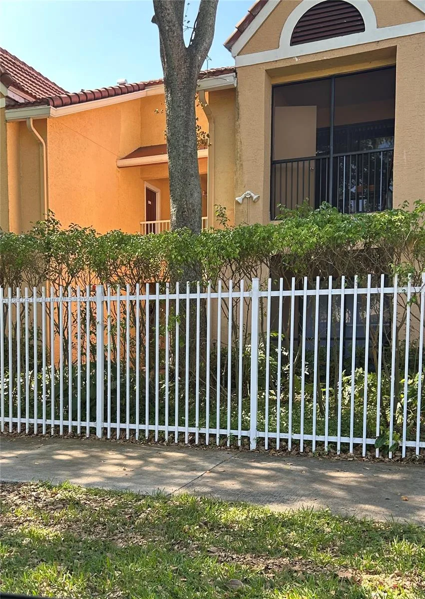 15551 SW 104th Ter # 828, Miami, FL 33196 photo 6