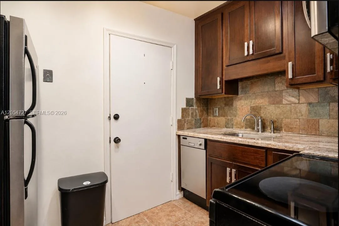 2201 NE 66th St # 1302, Fort Lauderdale, FL 33308 photo 6