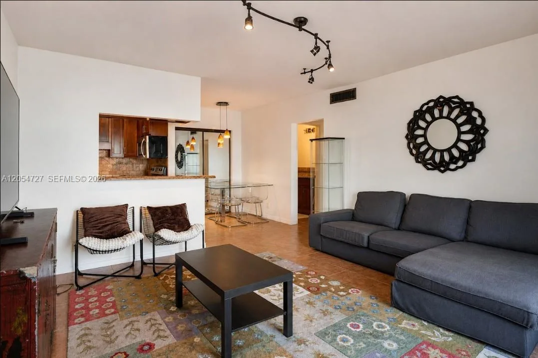 2201 NE 66th St # 1302, Fort Lauderdale, FL 33308 photo 8