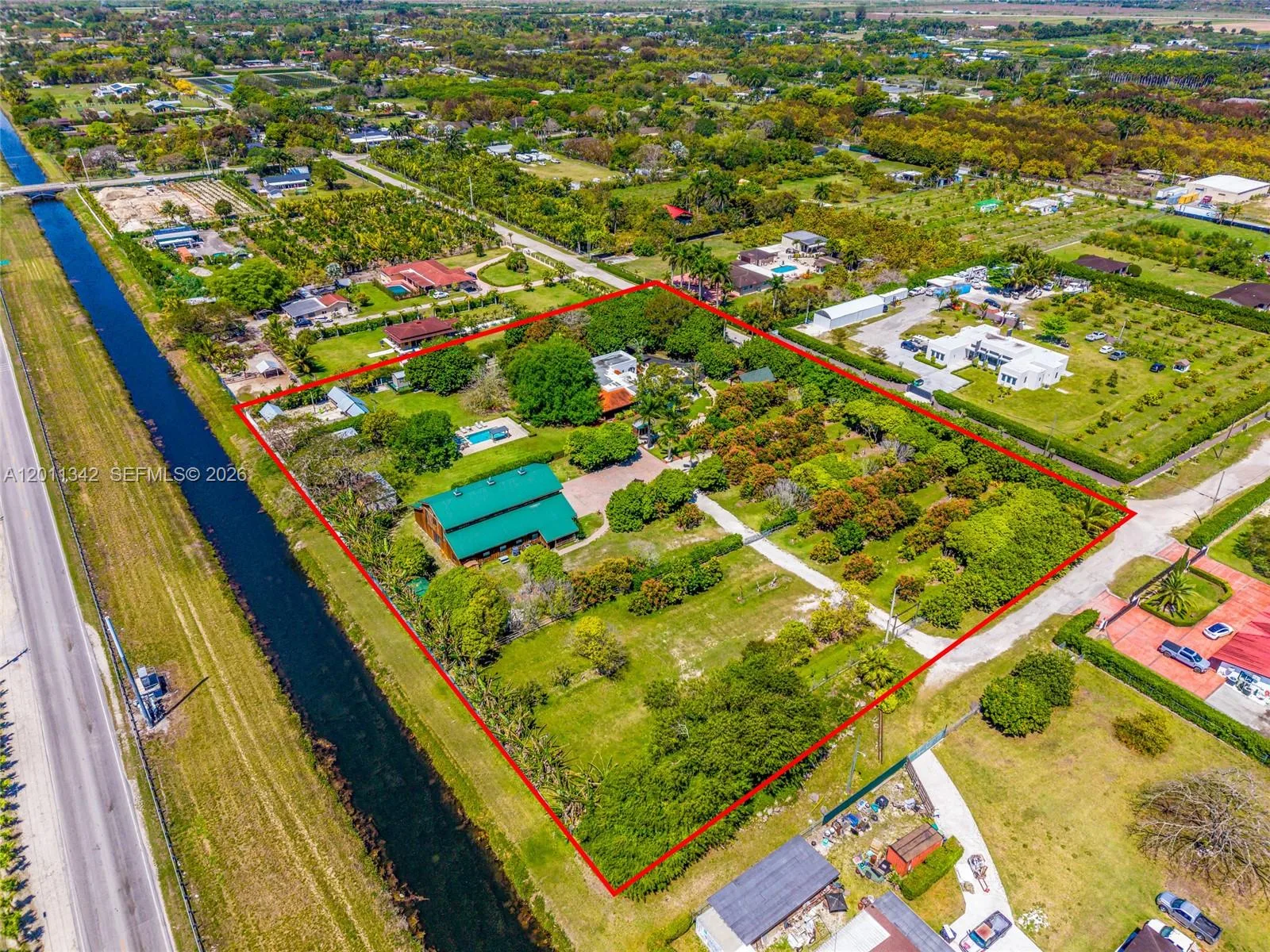 19050 SW 194th Ave, Miami, FL 33187 photo 11