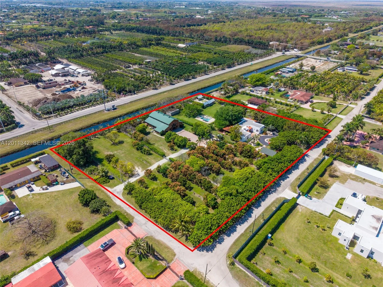 19050 SW 194th Ave, Miami, FL 33187 photo 7